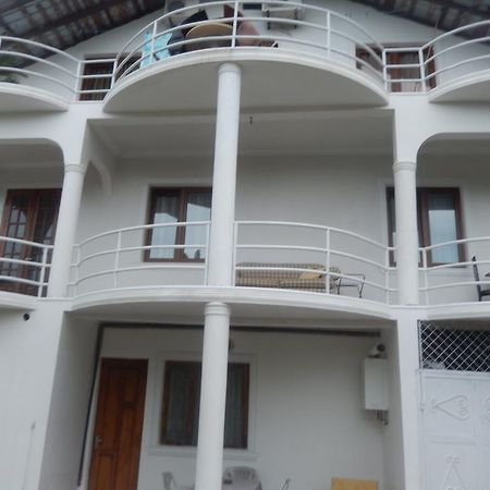 Merabi Guest House Makhinjauri Exterior foto